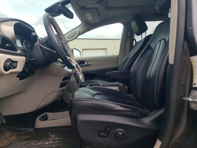2018 Chrysler Pacifica Hybrid Limited