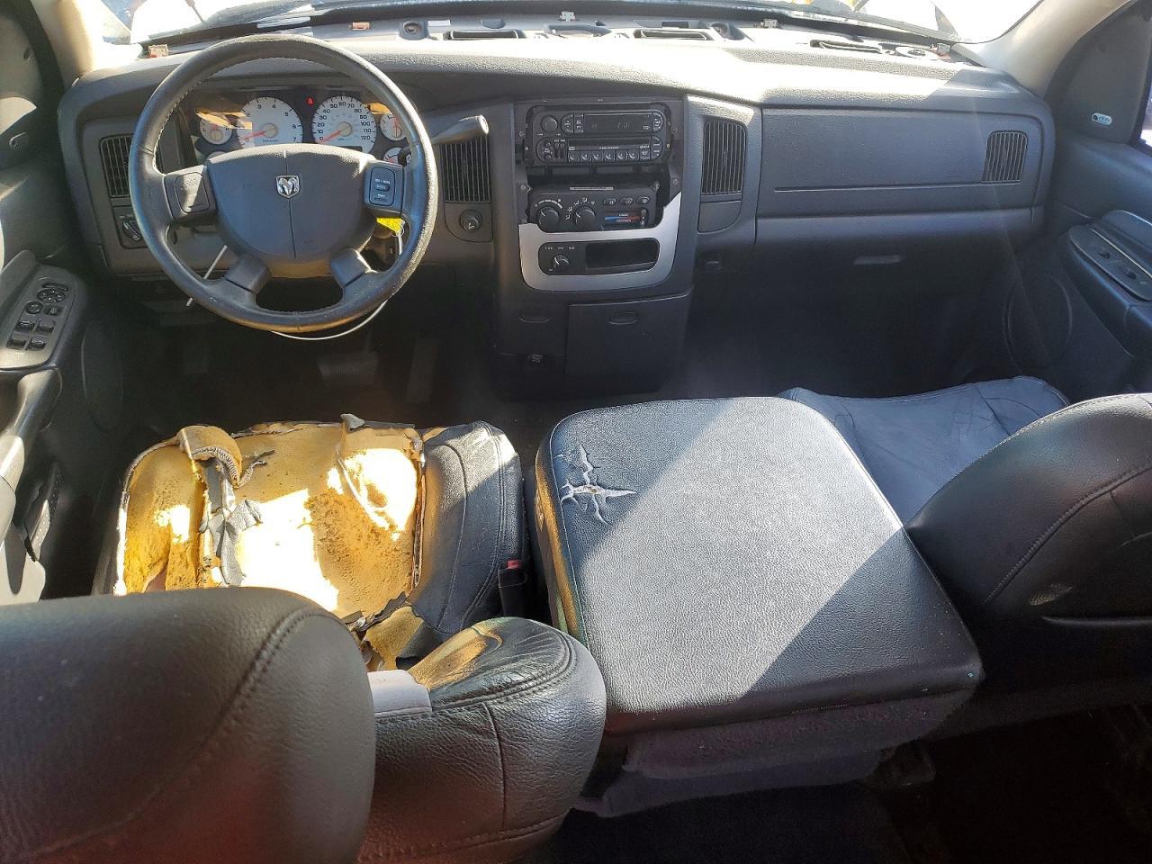 2004 Dodge RAM 1500 ST