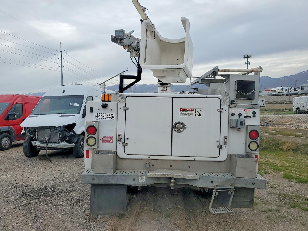 2015 Dodge RAM 4500 Bucket Truck