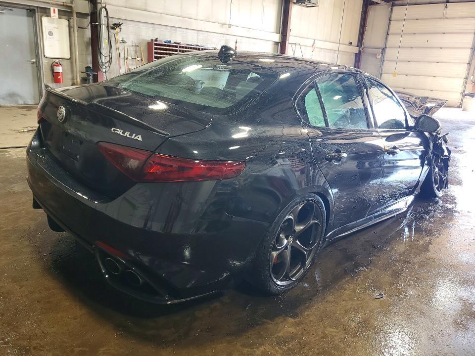 2023 Alfa Romeo Giulia Quadrifoglio
