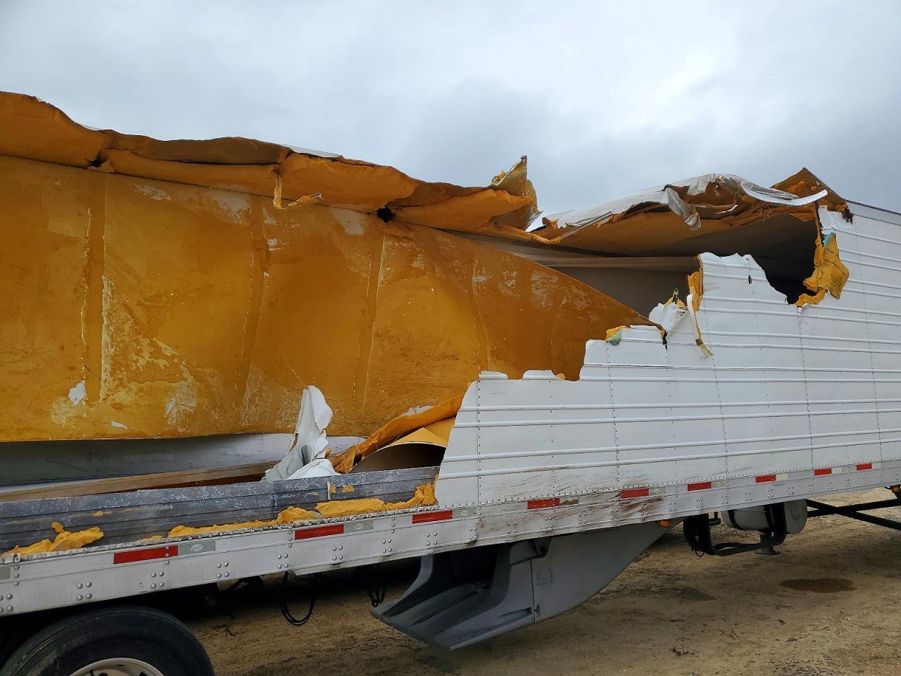 2015 Utility VS2RA Refrigerated Van Trailer