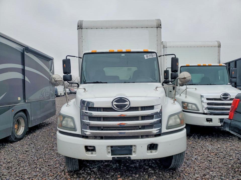 2017 Hino 258/268 BOX Truck