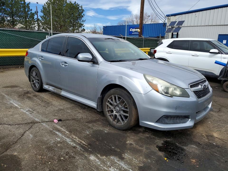 2013 Subaru Legacy 2.5i Premium