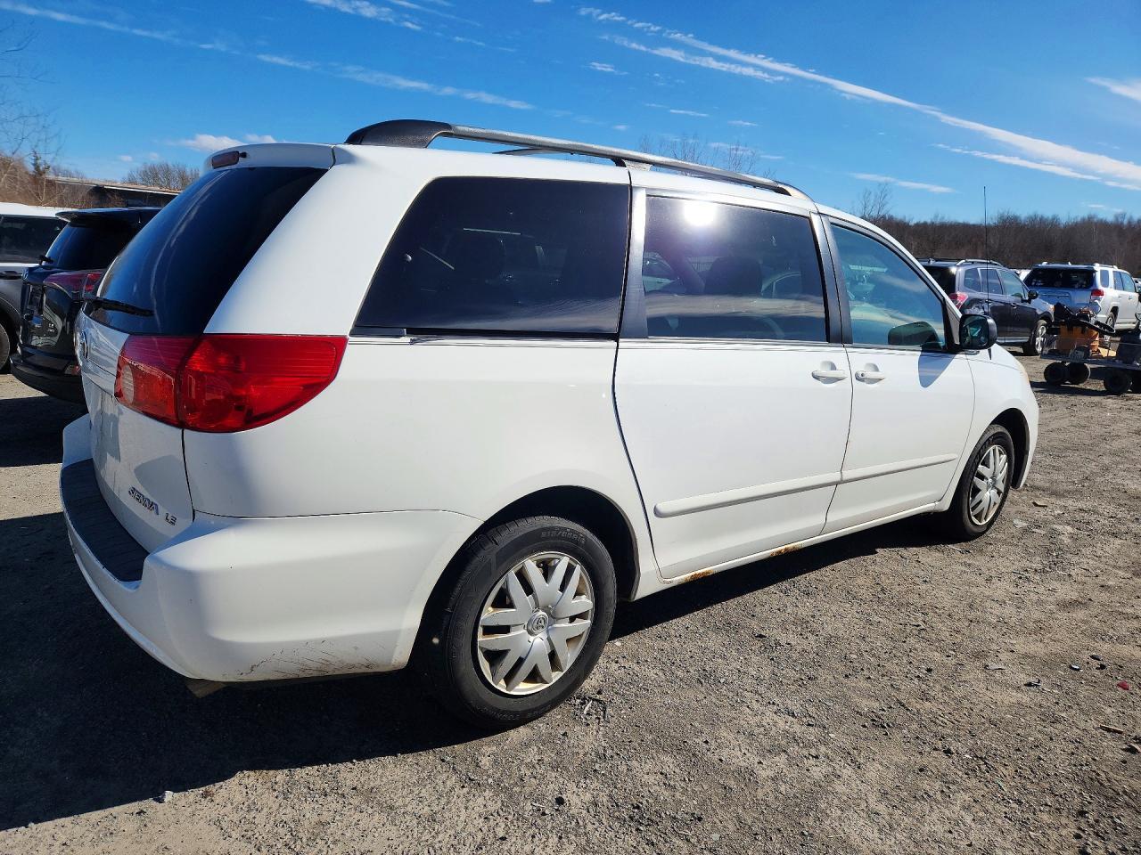 2008 Toyota Sienna le 7-passenger