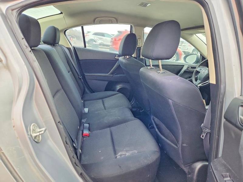 2013 Mazda 3 I