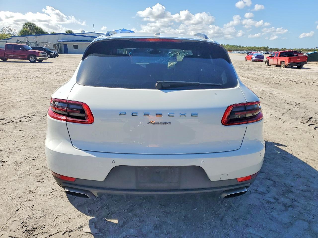 2018 Porsche Macan