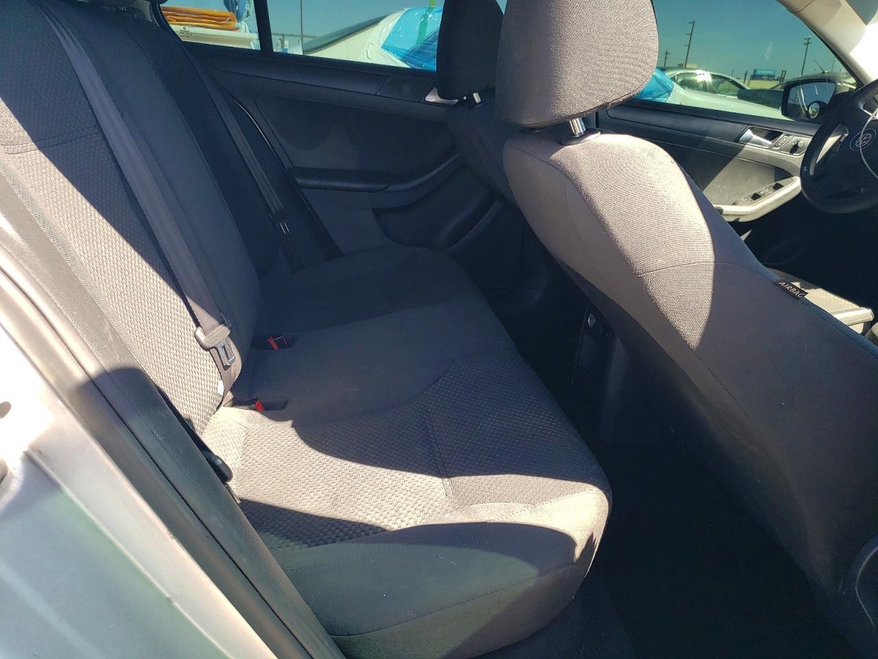 2014 Volkswagen Jetta Base