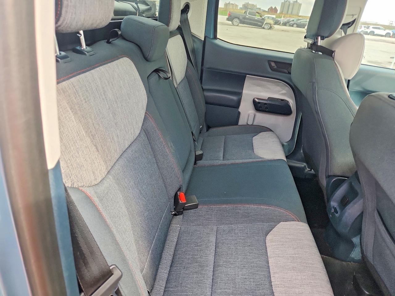 2023 Ford Maverick XL