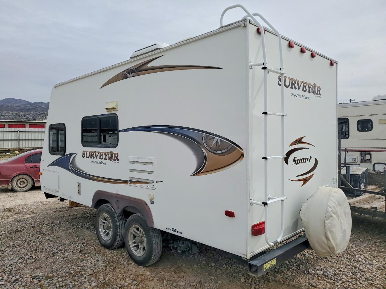 2010 Foresriver Surveryor