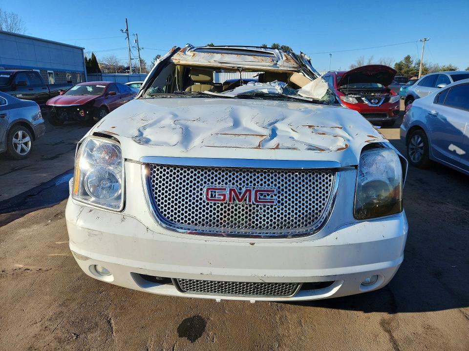 2007 GMC Yukon Denali