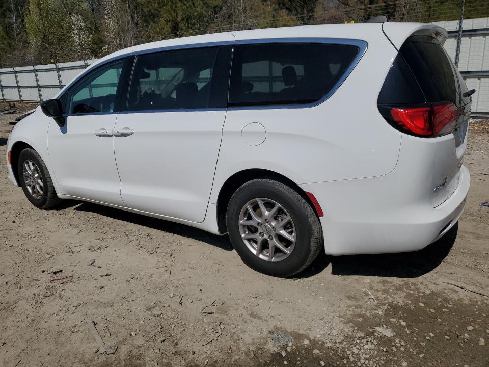 2024 Chrysler Voyager lx