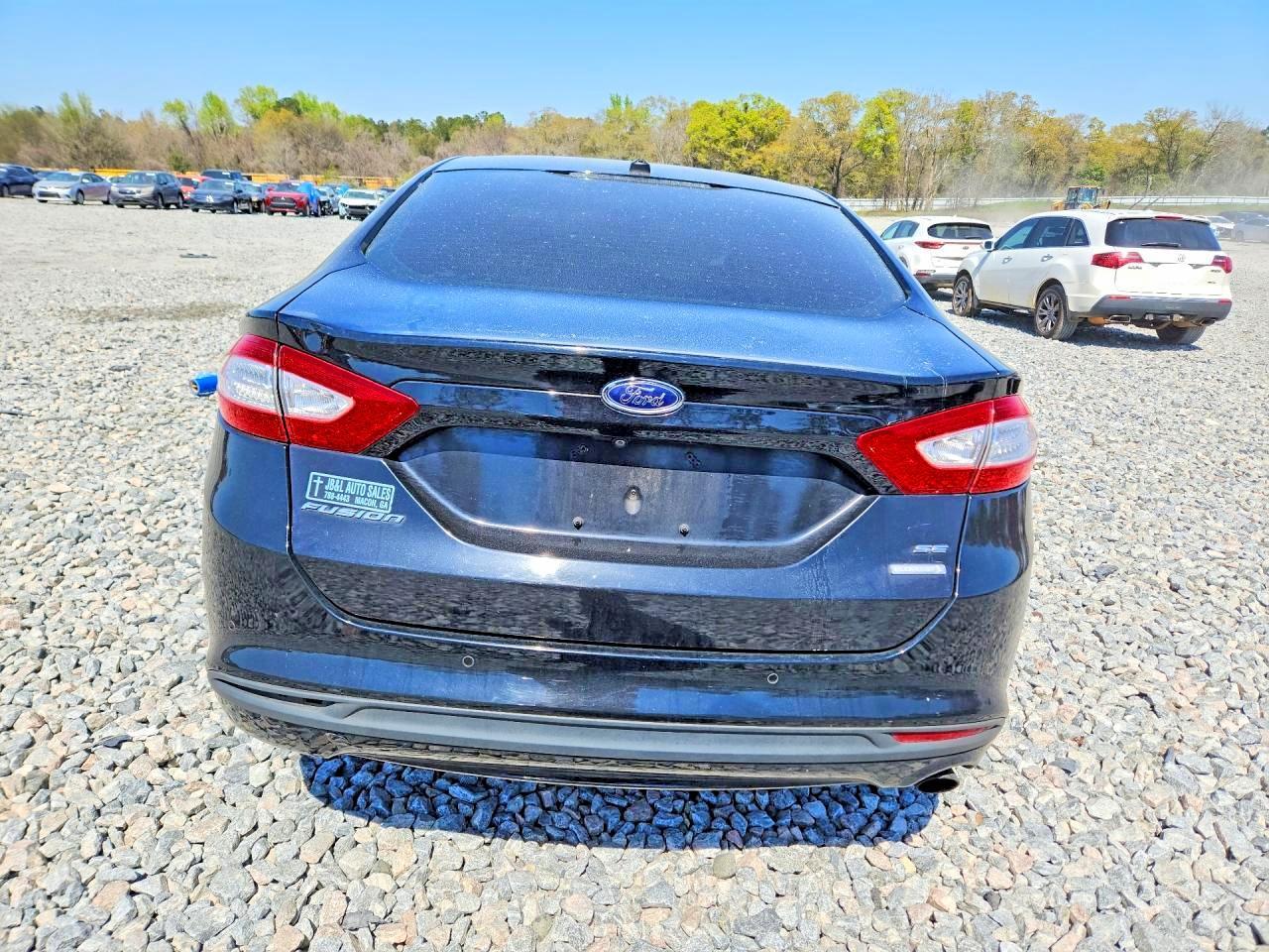 2016 Ford Fusion se