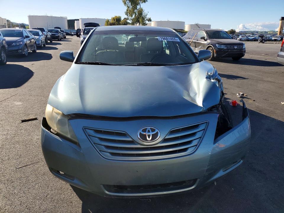 2009 Toyota Camry le