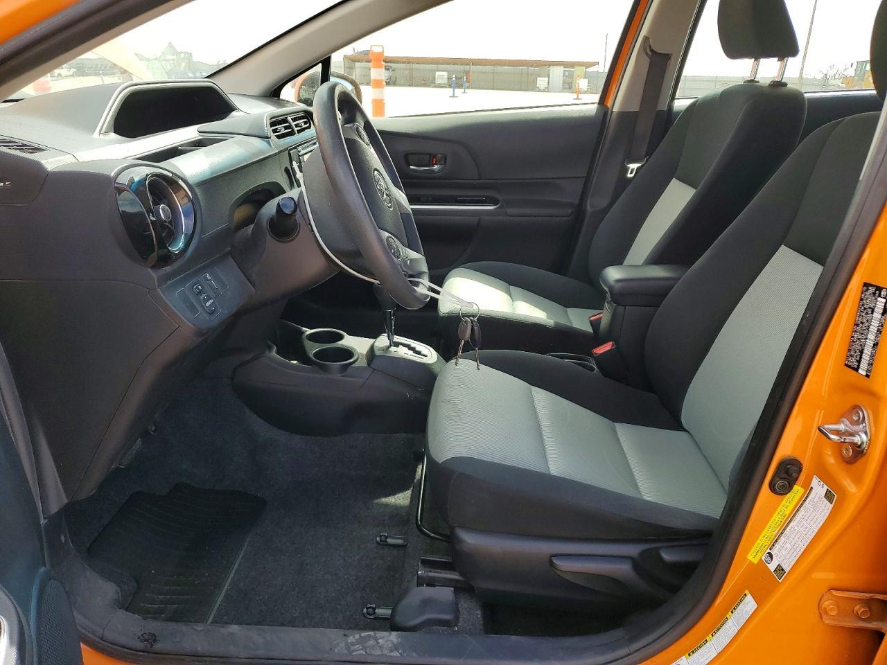 2015 Toyota Prius c two