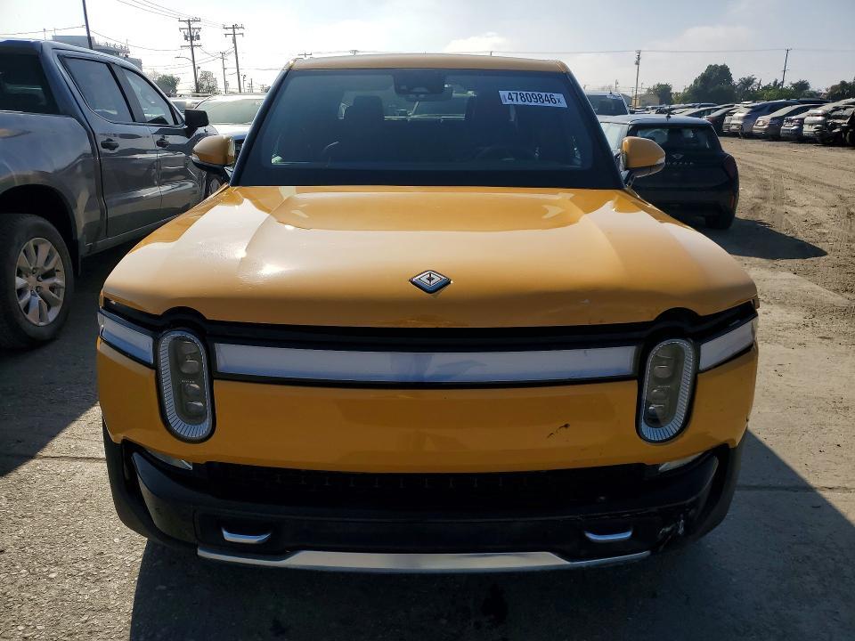 2023 Rivian R1T Adventure