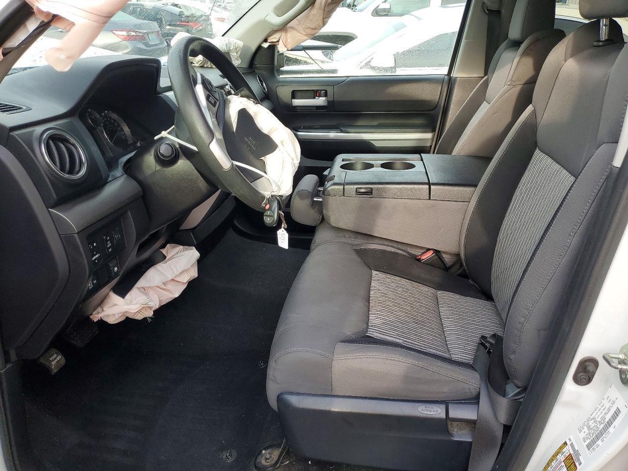 2016 Toyota Tundra SR5