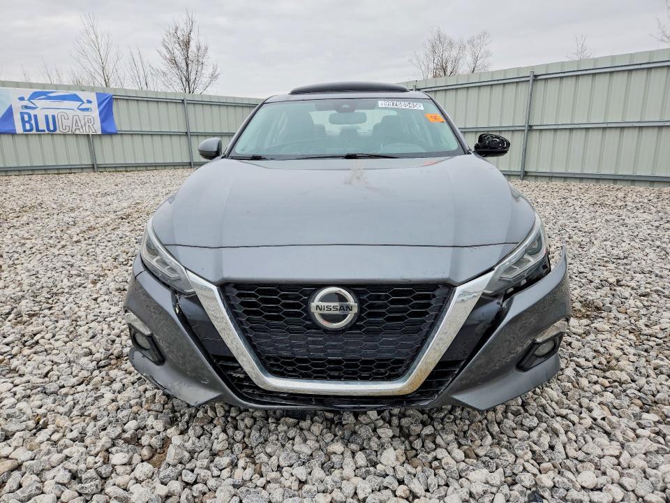 2019 Nissan Altima sl