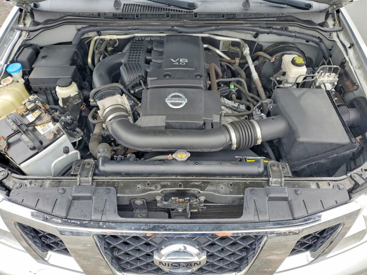 2012 Nissan Frontier SV V6