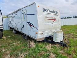 Salvage trucks for sale at Shreveport, LA auction: 2007 Foresriver 2007 Forest River Rockwood Camper