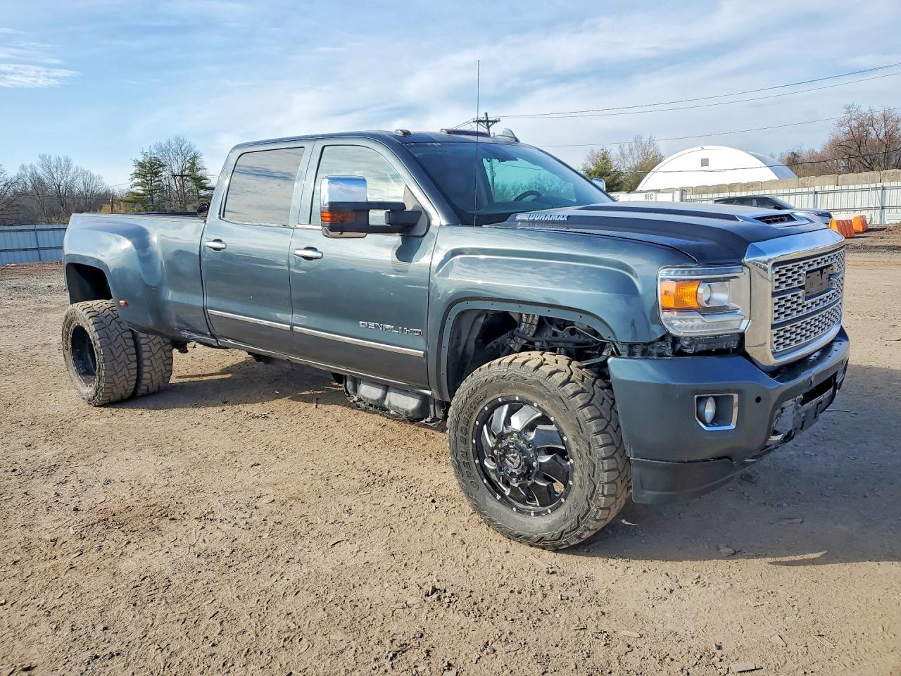 2019 GMC Sierra K3500 Denali