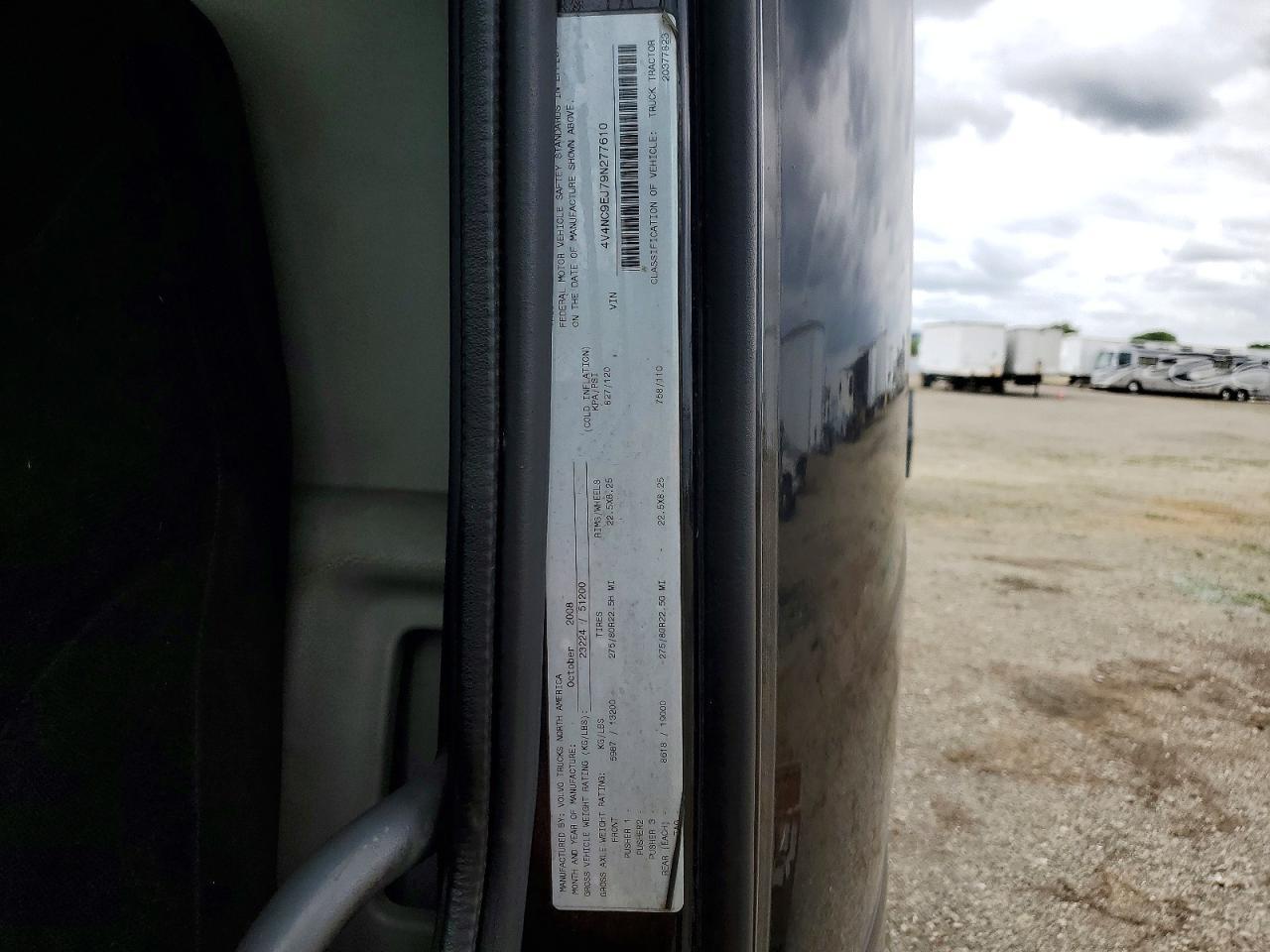 2009 Volvo VN VNL