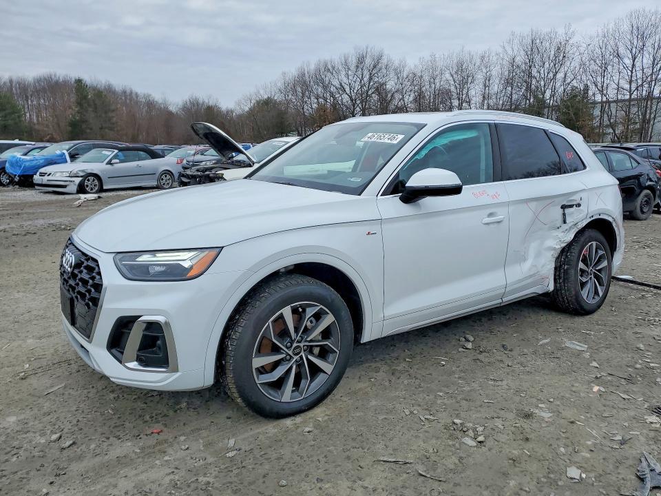 2024 Audi Q5 Premium Plus 45