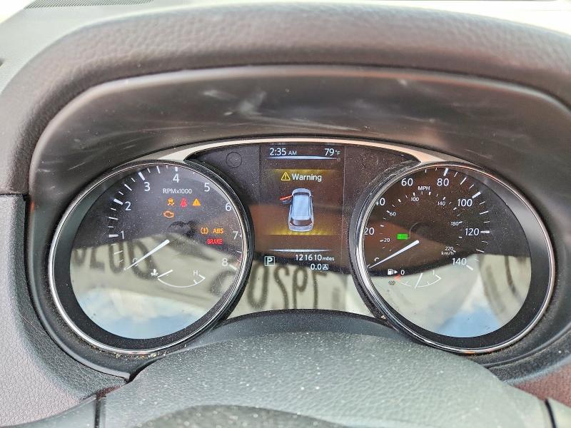 2016 Nissan Rogue sv