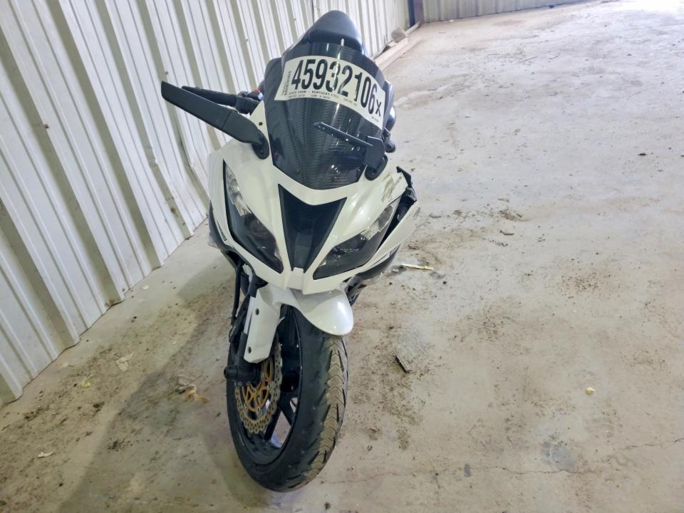 2015 Kawasaki ZX636 E