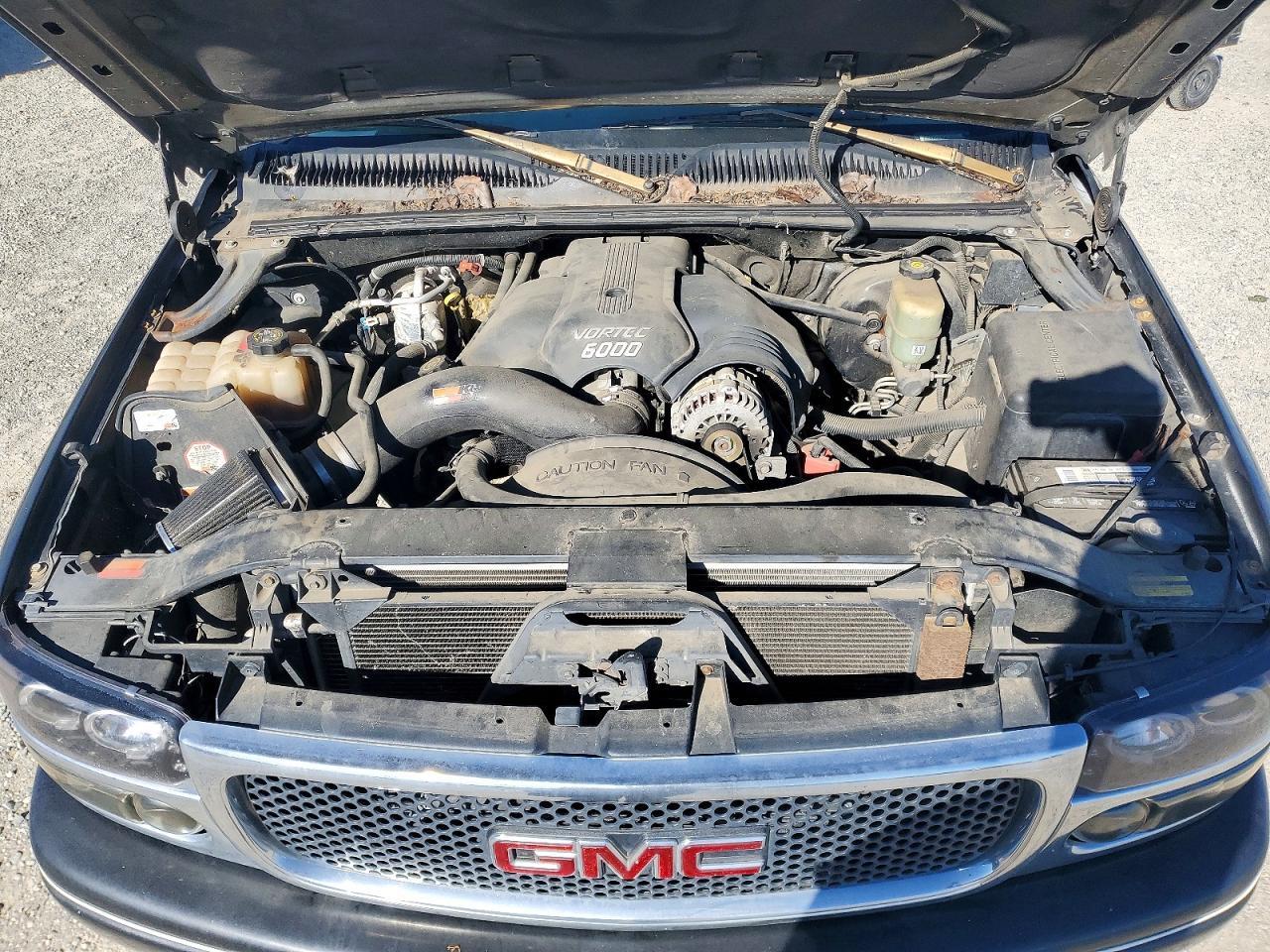 2002 GMC Sierra K1500 Denali