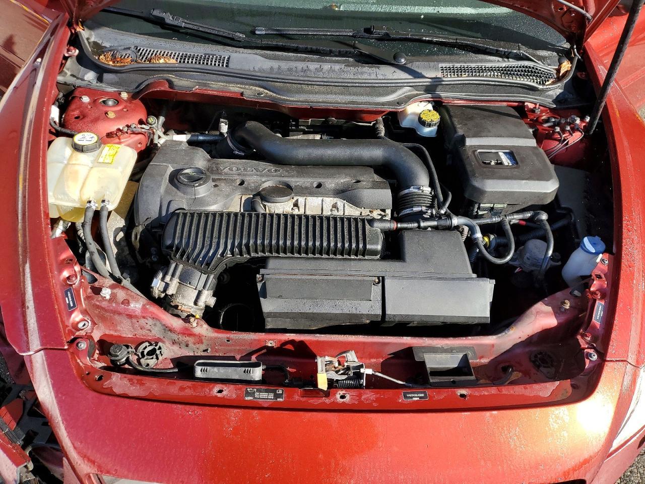 2011 Volvo C70 T5