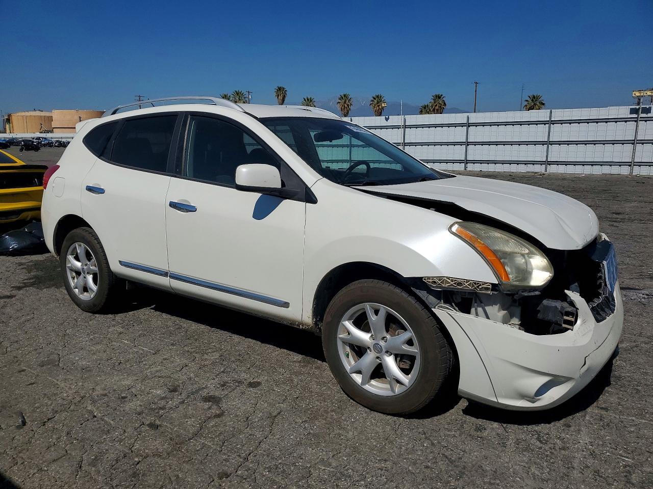 2011 Nissan Rogue s