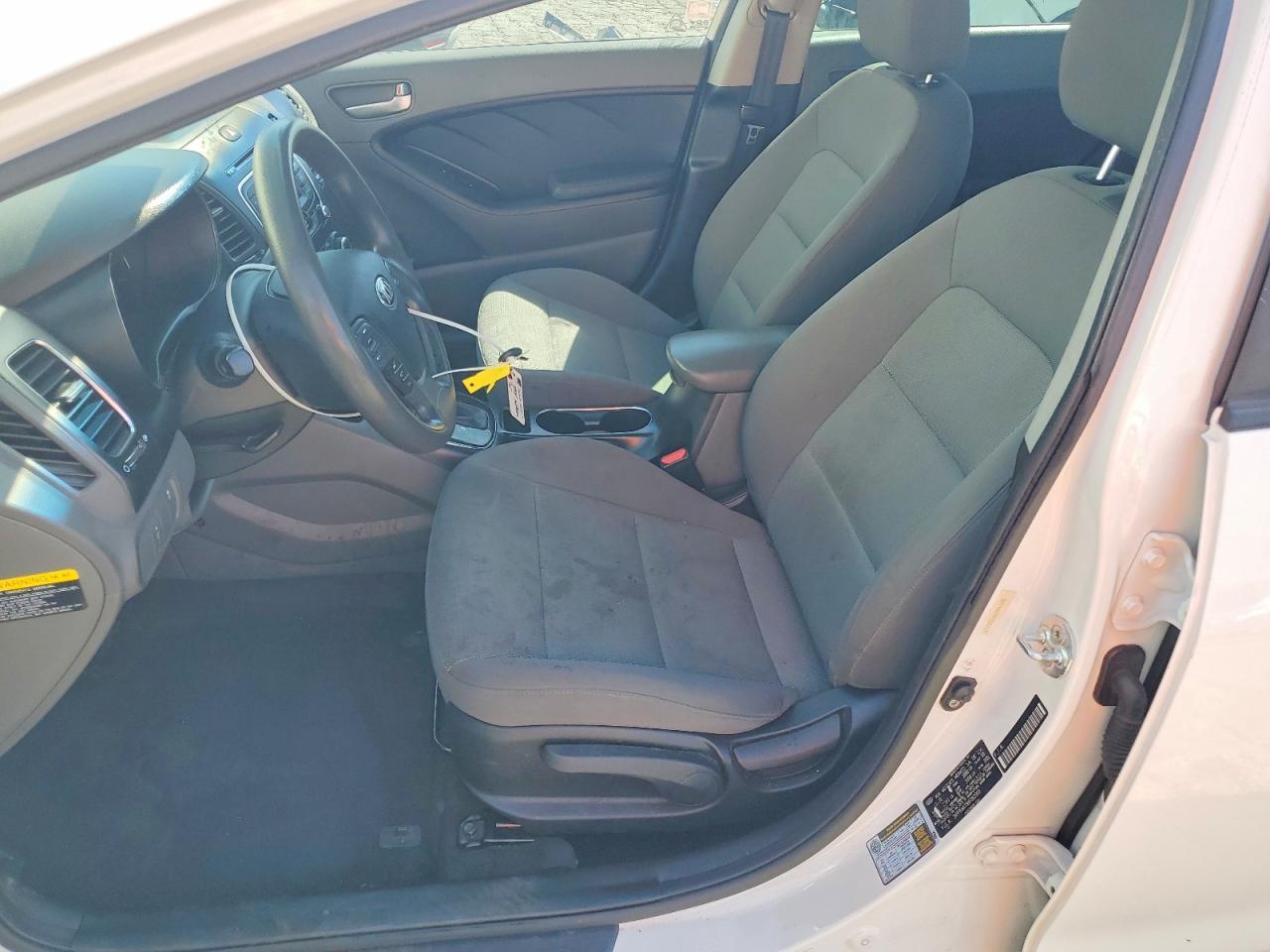 2017 KIA Forte lx