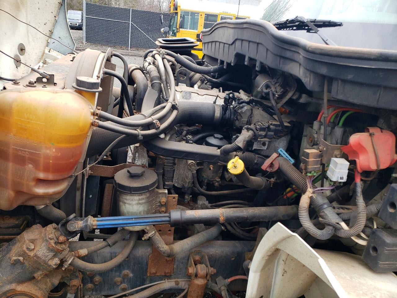 2015 International 4300 BOX Truck