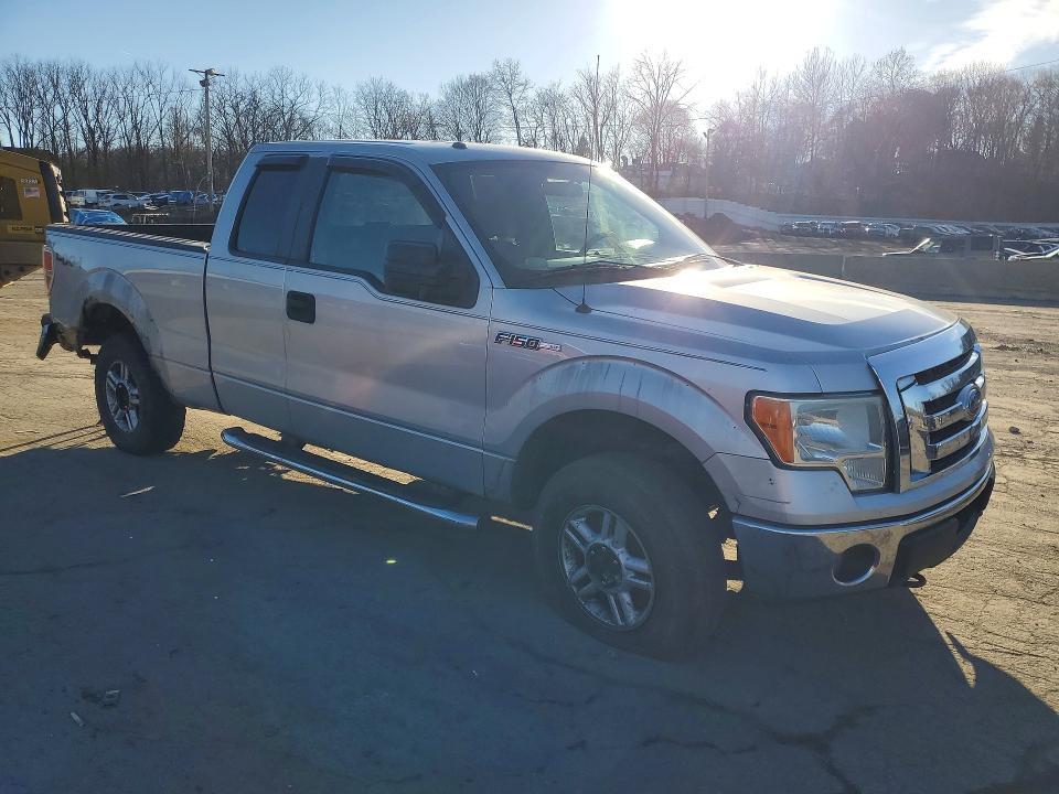 2011 Ford F150 Super cab