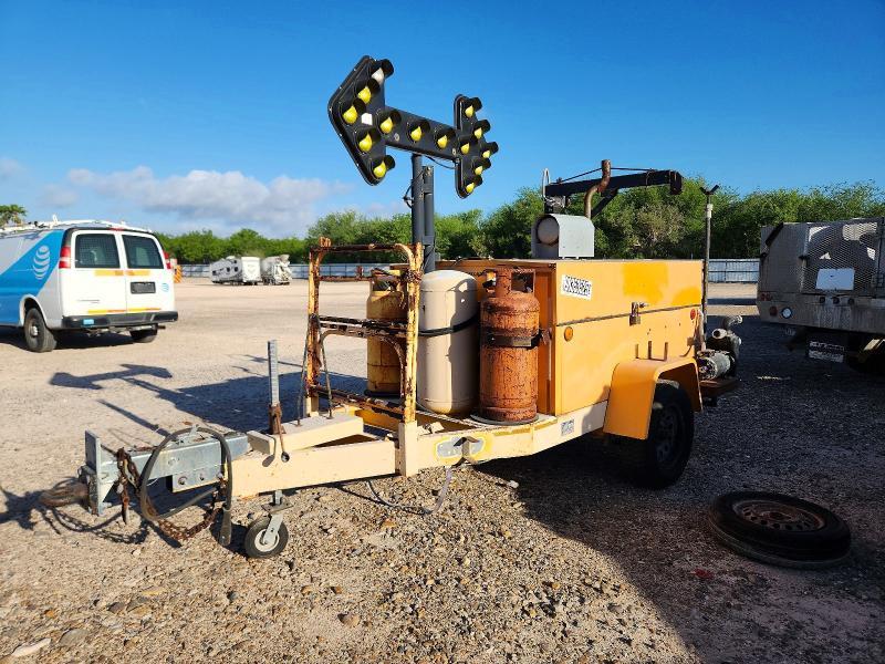 2001 Fenx 2001 Team Fenex Manhole Support Trailer