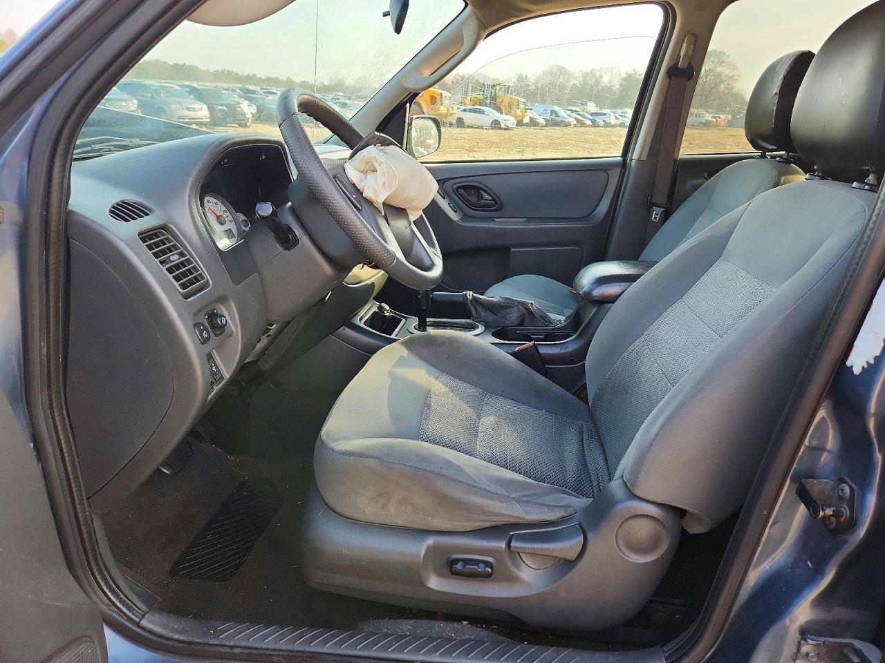 2005 Ford Escape xlt