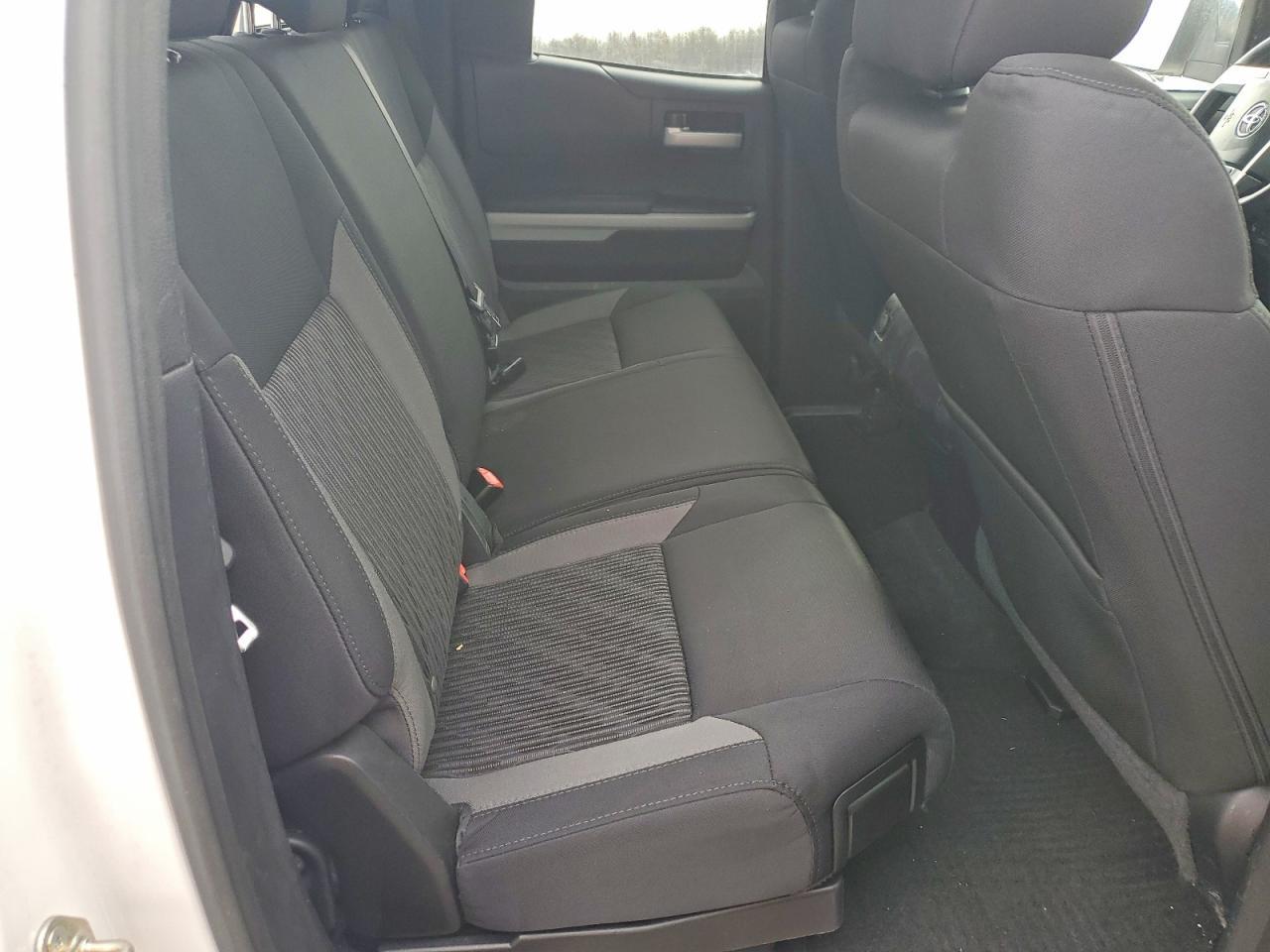 2017 Toyota Tundra SR5