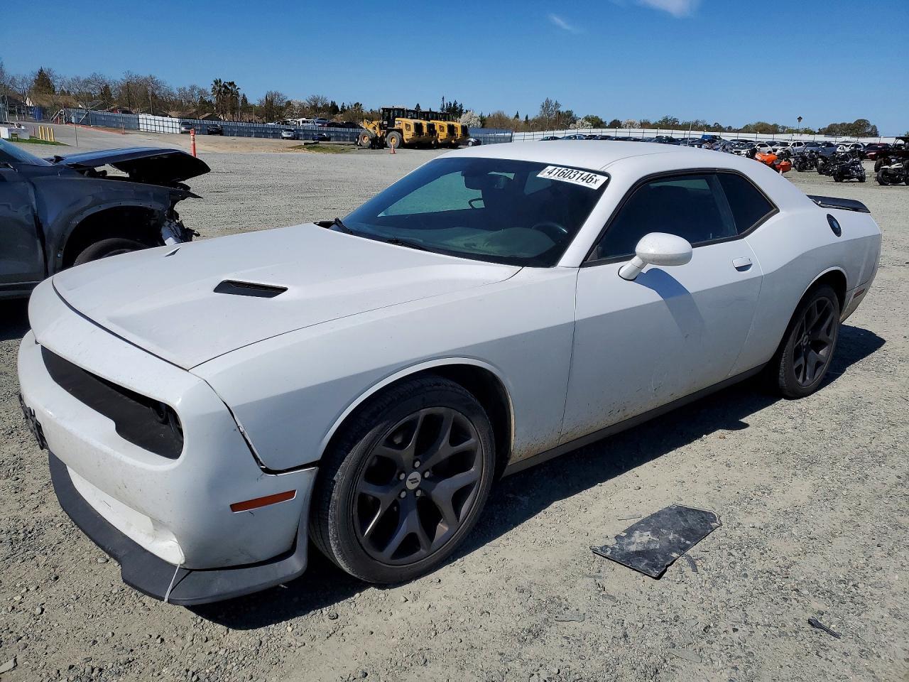 2017 Dodge Challenger sxt