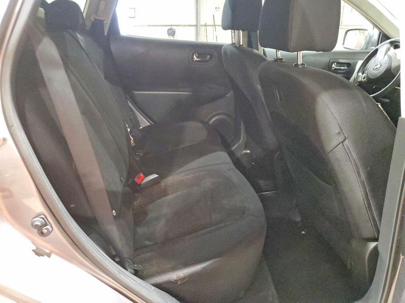 2010 Nissan Rogue s