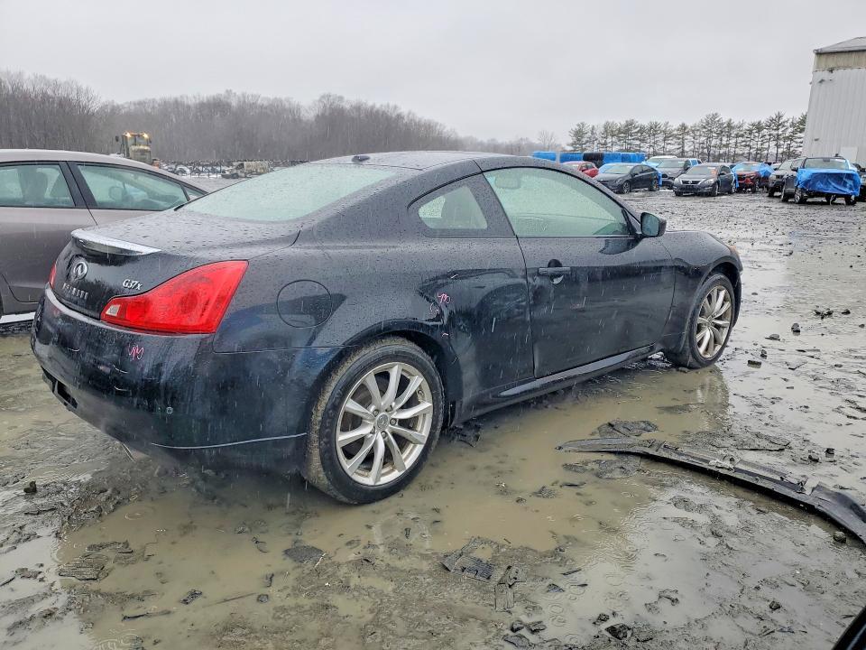 2011 Infiniti G37 Coupe x