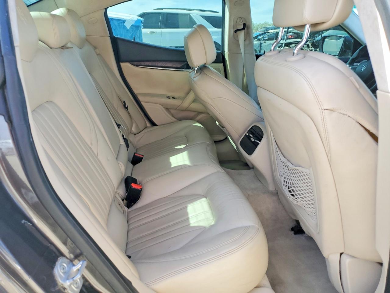 2014 Maserati Ghibli s