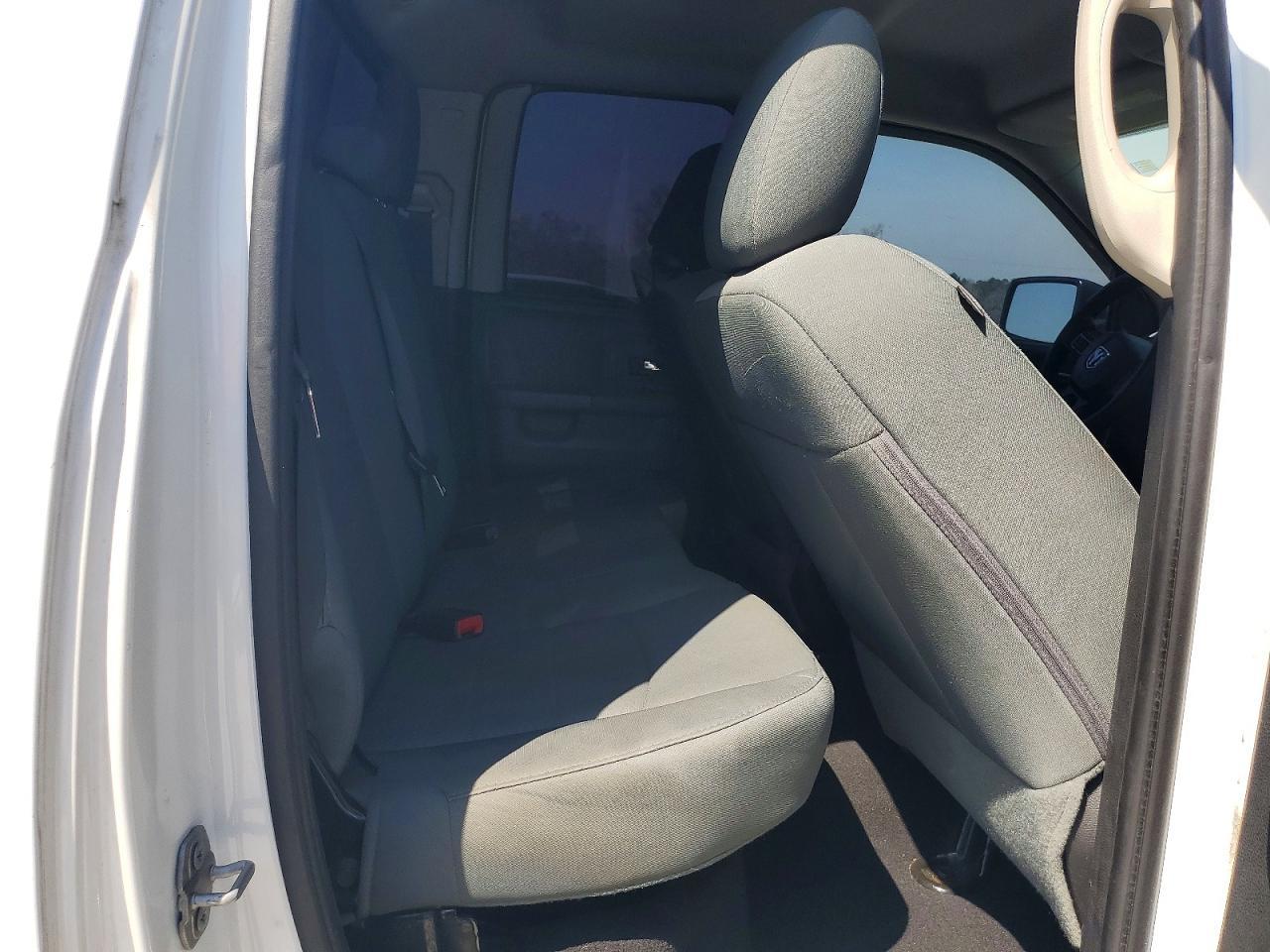2016 Dodge RAM 1500 SLT