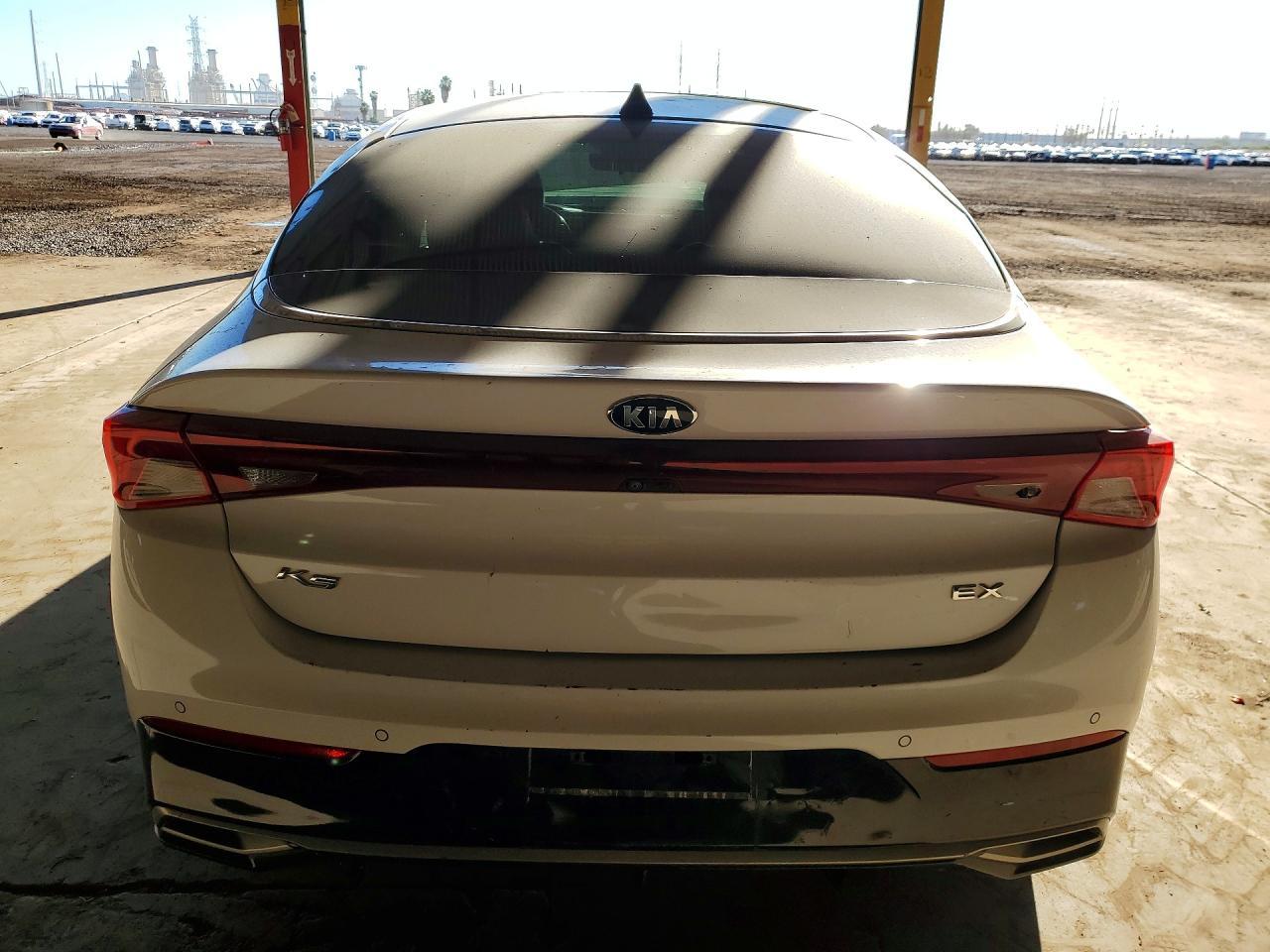 2021 KIA K5 ex