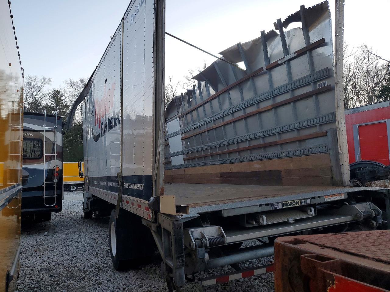 2020 International MV607 BOX Truck