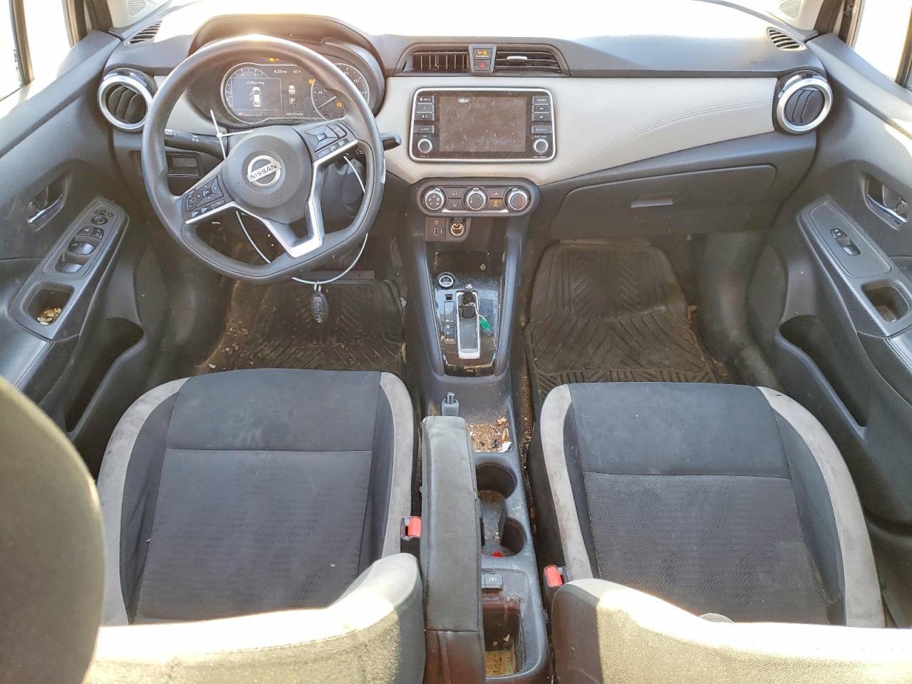 2020 Nissan Versa sv