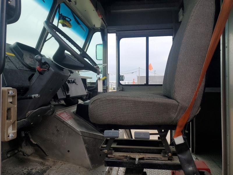 2020 Freightliner MT45G Chassis Delivery Truck