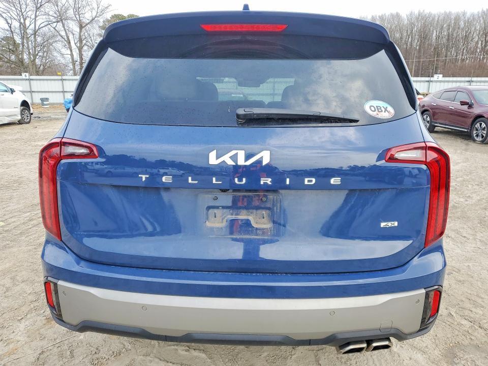 2023 KIA Telluride s
