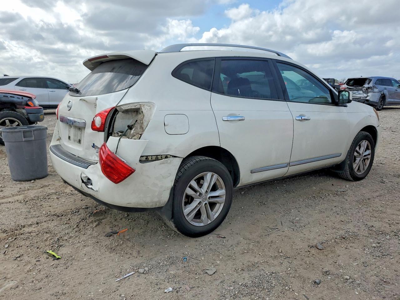 2012 Nissan Rogue s
