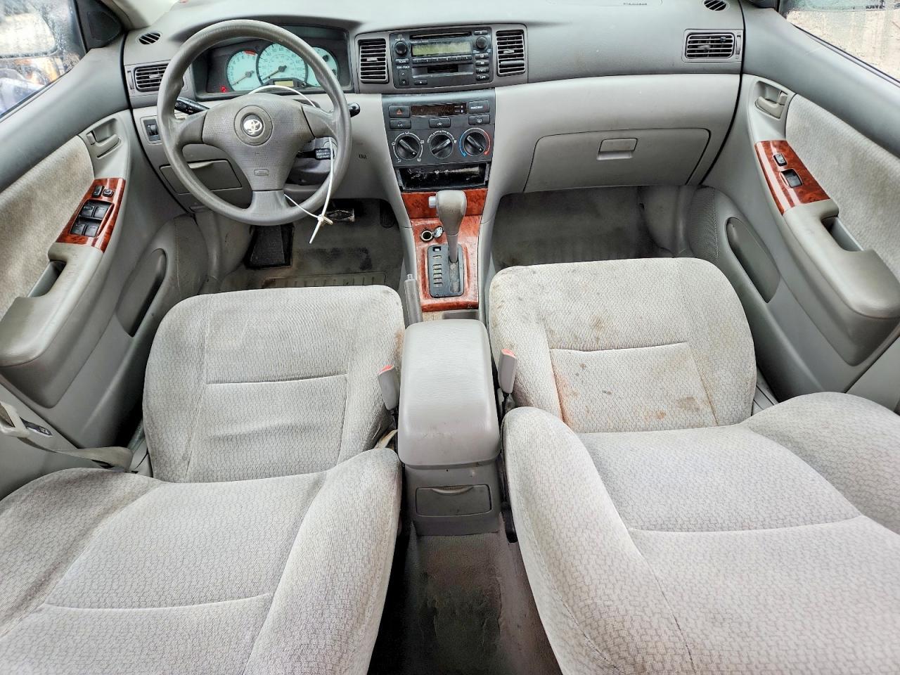 2004 Toyota Corolla le