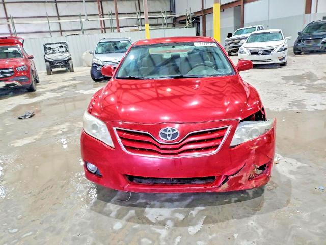 2011 Toyota Camry le